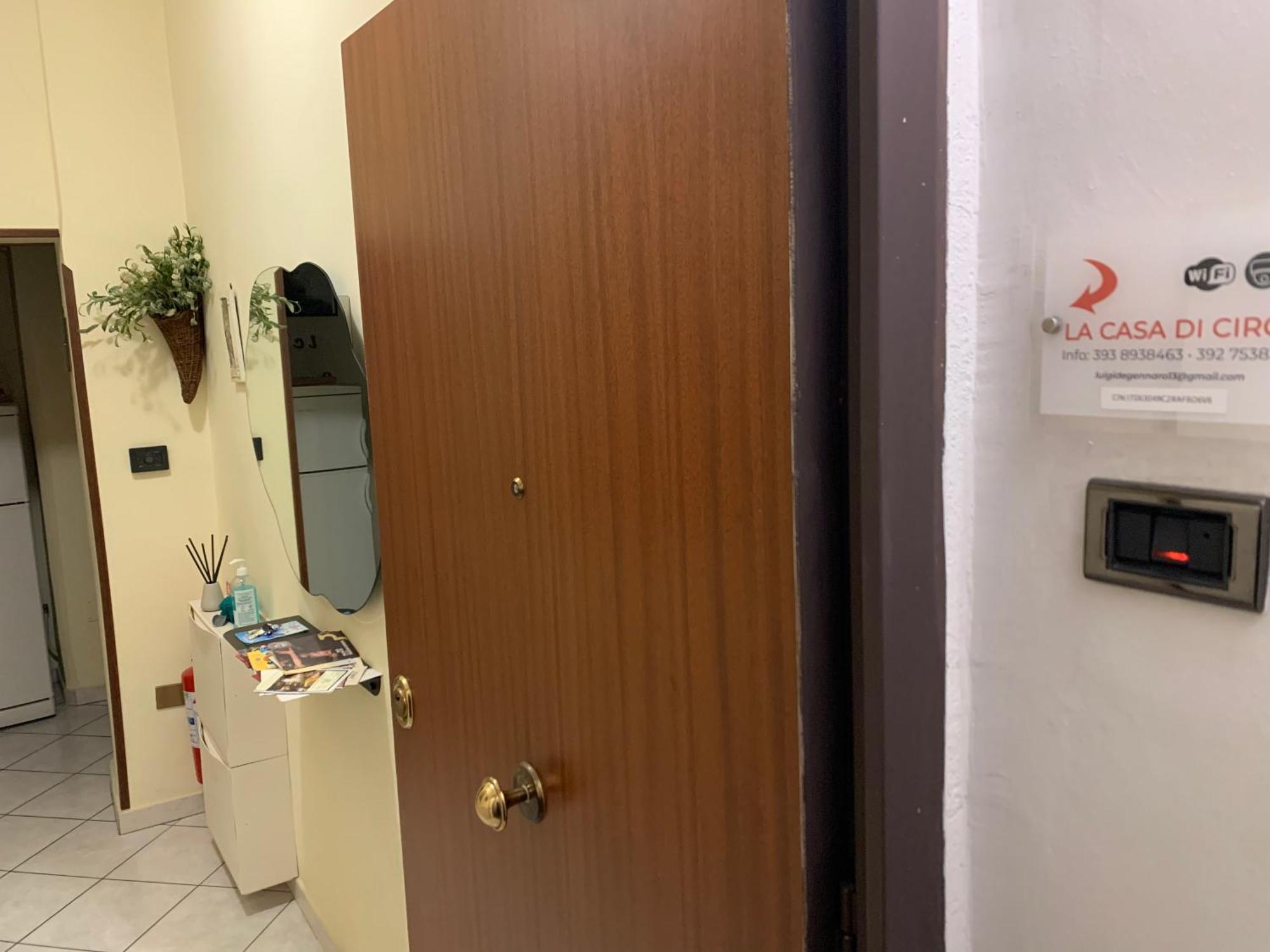 Centro Storico Napoli La Casa Di Ciro Villa Exterior foto